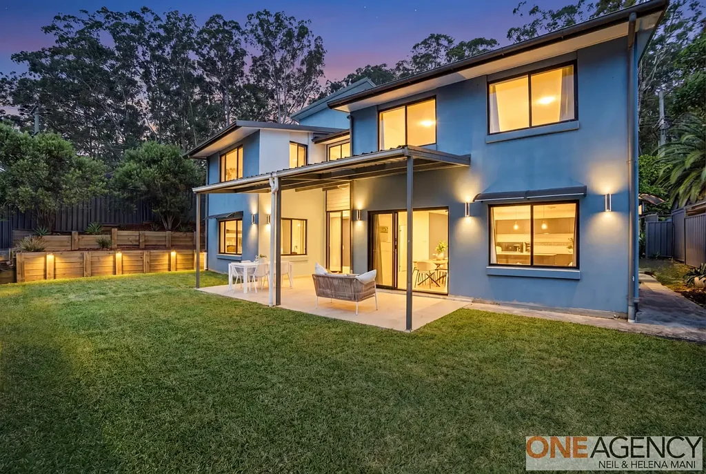 North Gosford 4房  Built for Forever with Self-Contained Granny Flat
