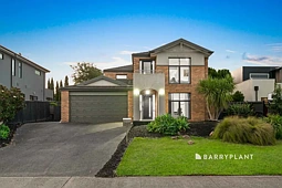 3 Lakeview Grove, Mornington