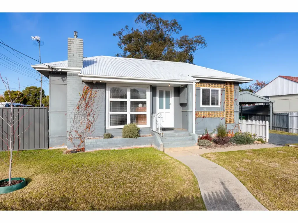 327 Curlew Crescent, North Albury, NSW 2640
