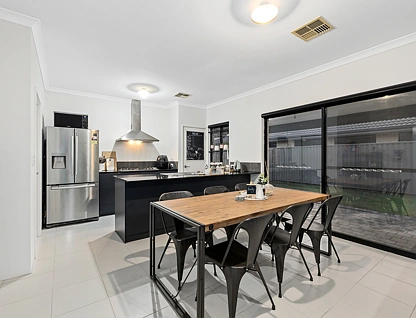 17 Fernleaf Loop, Piara Waters, WA 6112, 3 slaapkamers, 2 badkamers, House