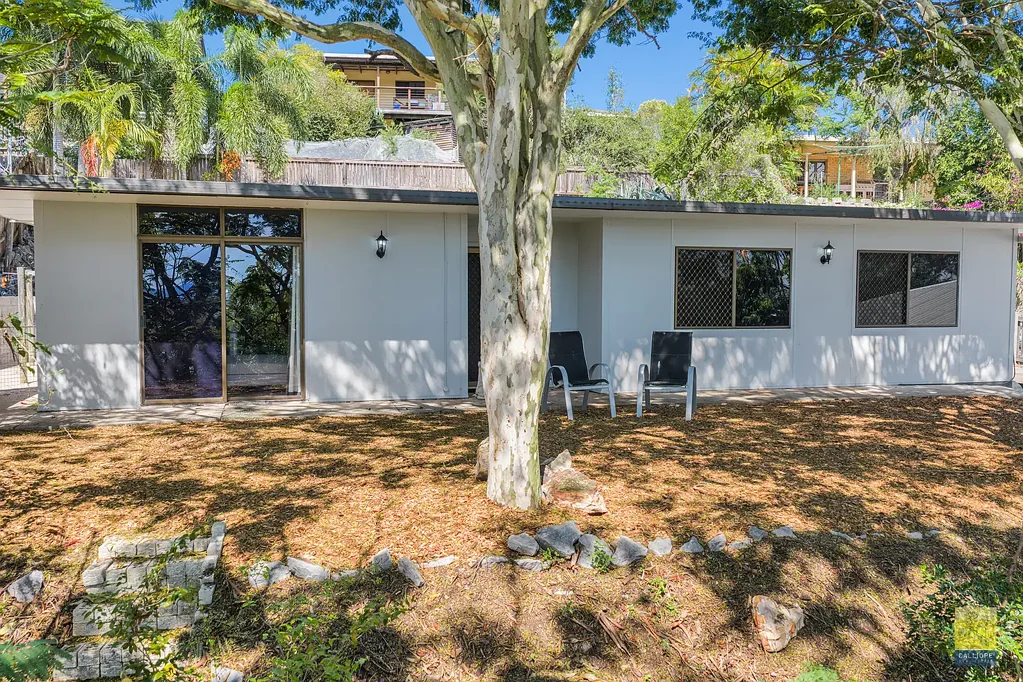 Calliope 3房  Elevated Home with Lovely Leafy Views