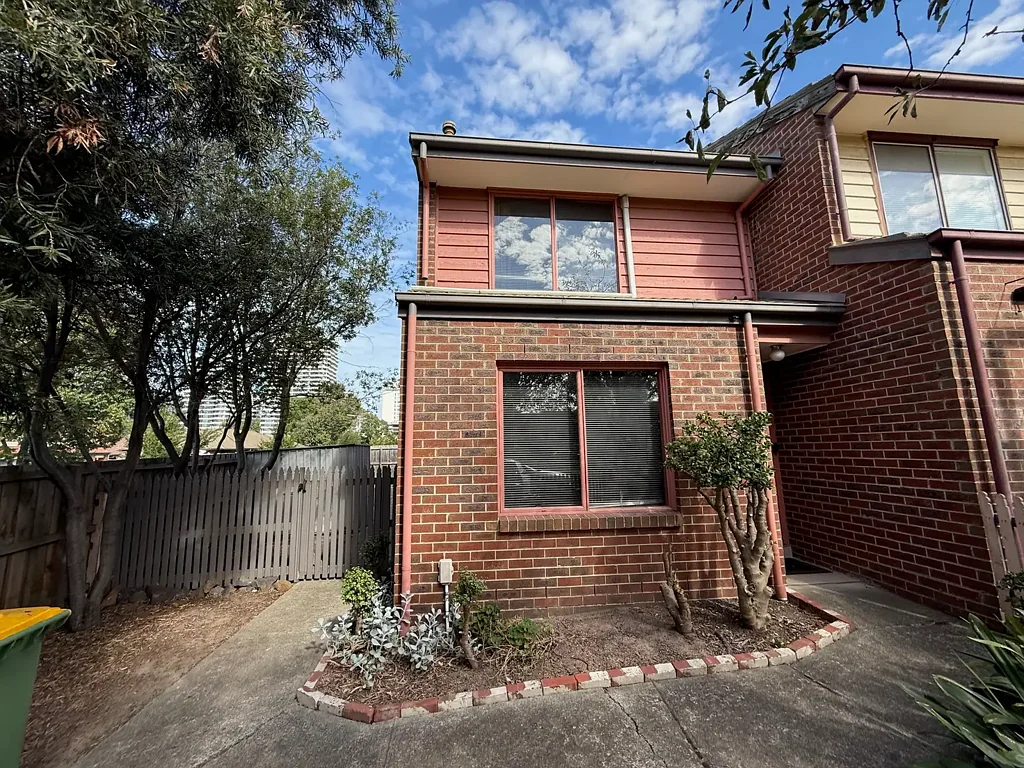Secluded low maintenance living
