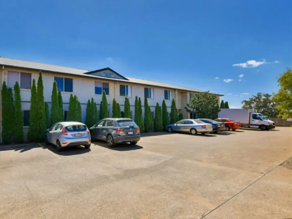 Low Maintenance Living In Convenient Location