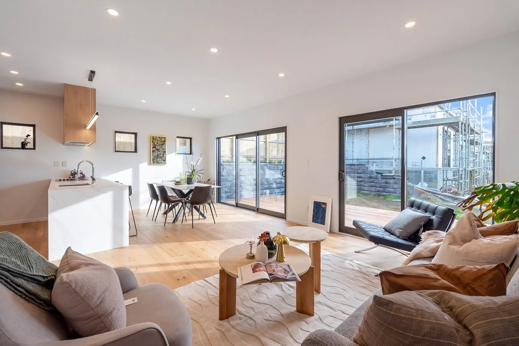 Orewa 5ਬੈੱਡਰੂਮ BRAND NEW. BIG FAMILY LIVING. PACIFIC HEIGHTS.