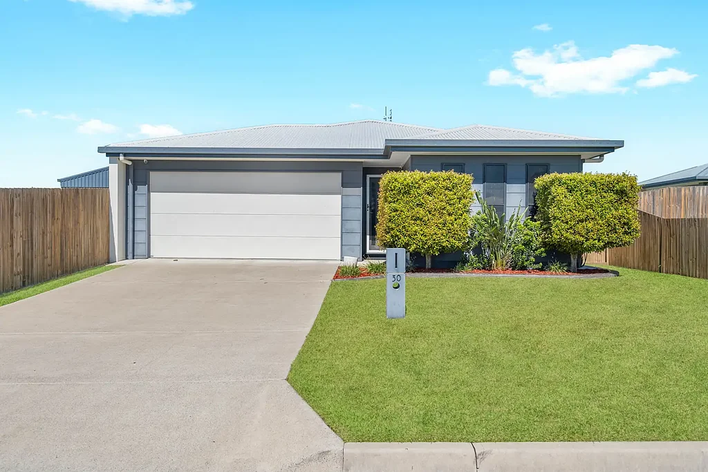 30 Palmetto Crescent, Rural View, QLD 4740