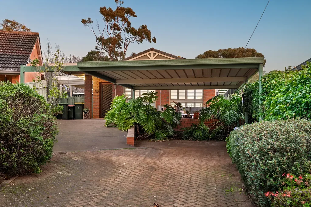 Seaview Downs 3房  Renovated, Spacious and Ready to Enjoy