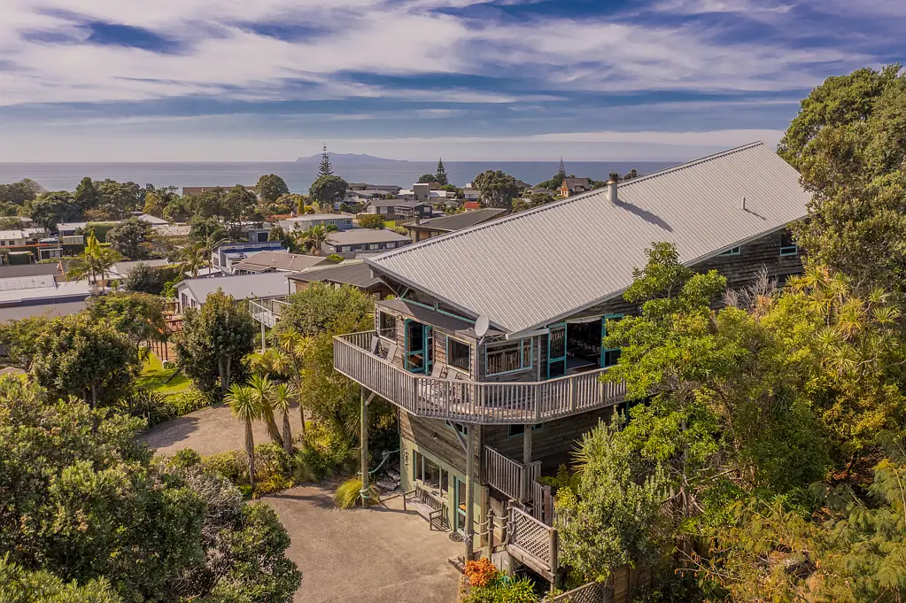 Whiritoa 4chambre Prime position, stunning views