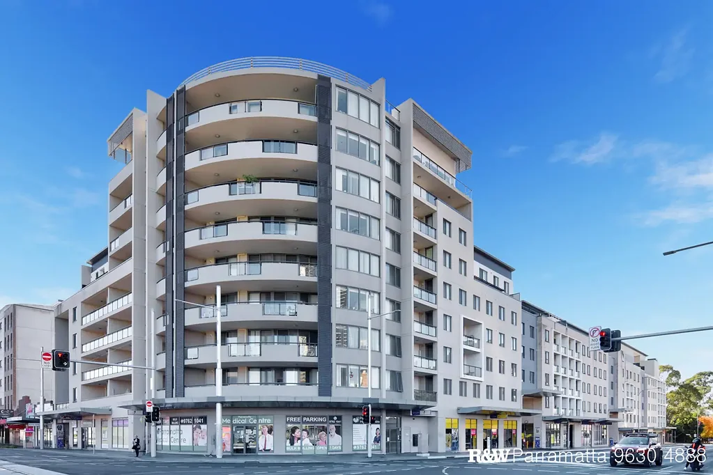 Parramatta 2房 Parramatta核心公寓 两卧带套间 现代厨房 靠轻轨 咖啡馆环绕 EVERYTHING AT YOUR DOORSTEP