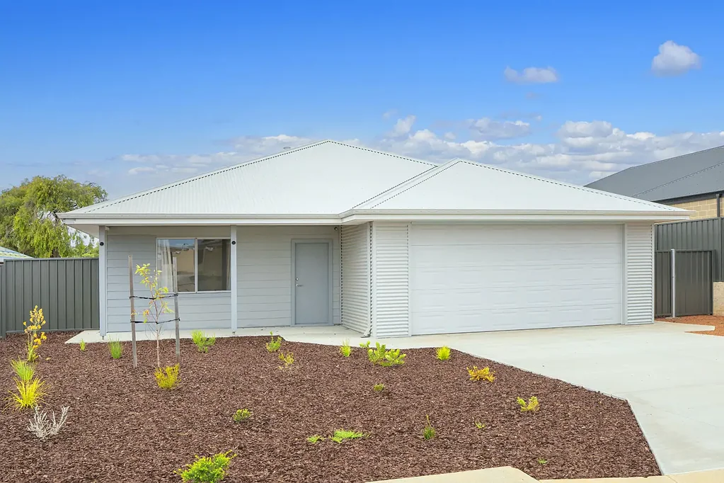 Margaret River 4房  Modern Family Living with Space to Grow