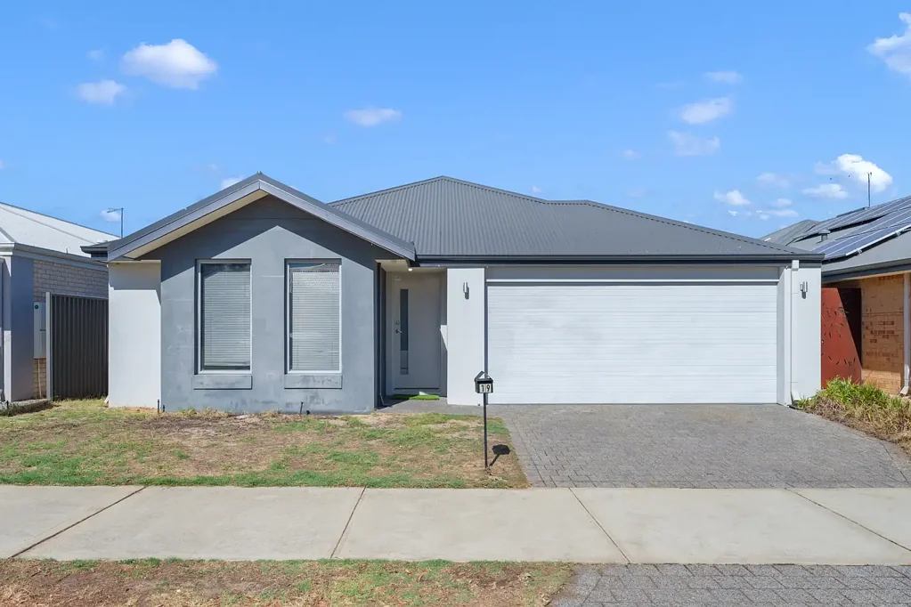4x2 Family Home