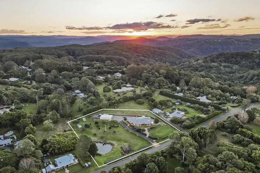 Flaxton 4 Bedroom Lifestyle Acreage in the Heart of Flaxton