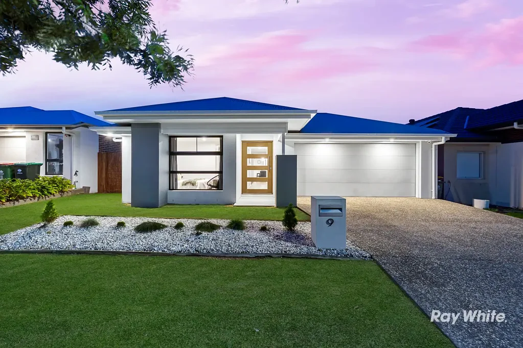 9 Greenaway Street, Greenbank, QLD 4124