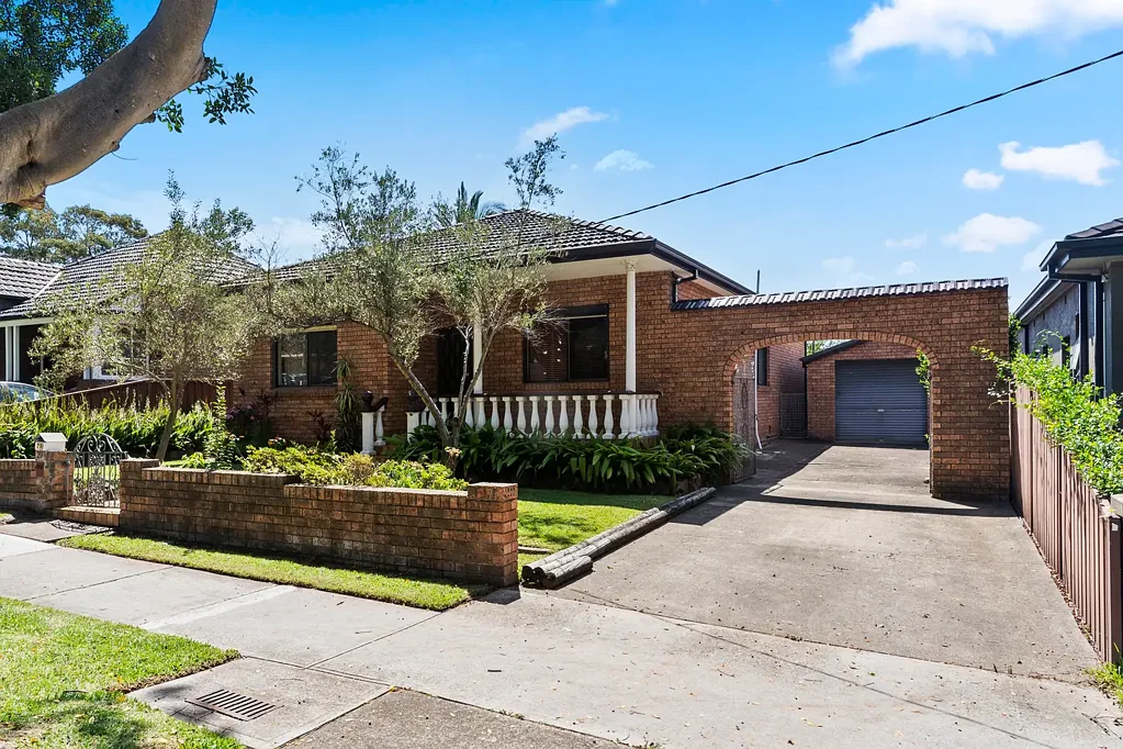 79 Leylands Parade, Belmore, NSW 2192
