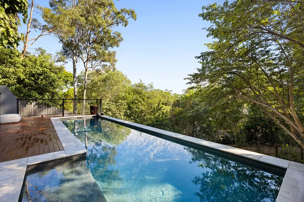Buderim 5Zimmer The Complete Family Home with Multiple Living Zones & Resort-Style Entertaining