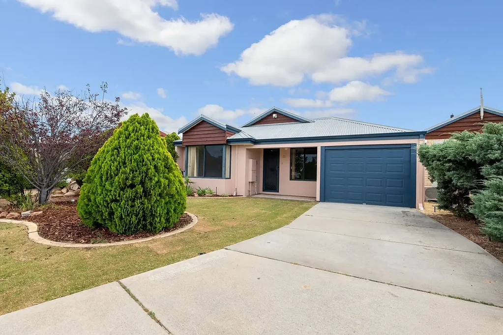 12 Mia Court, Ellenbrook, WA 6069