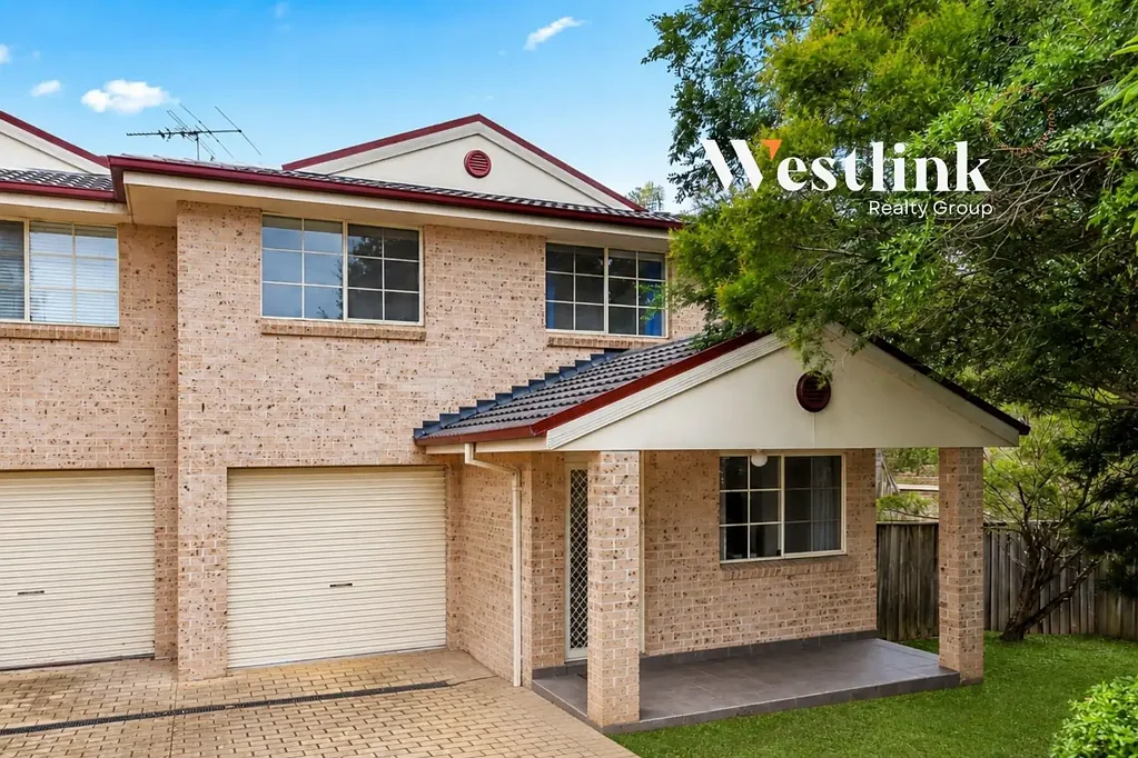 Townhouse with Prime Yard & Location