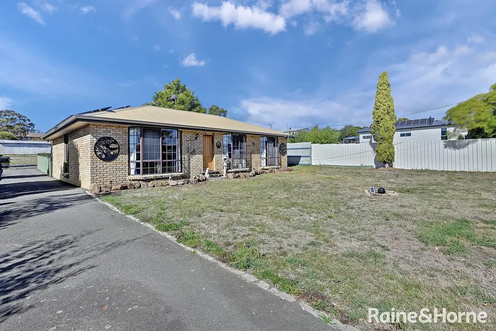 Triabunna 3房  Extra Large Block in Central Location
