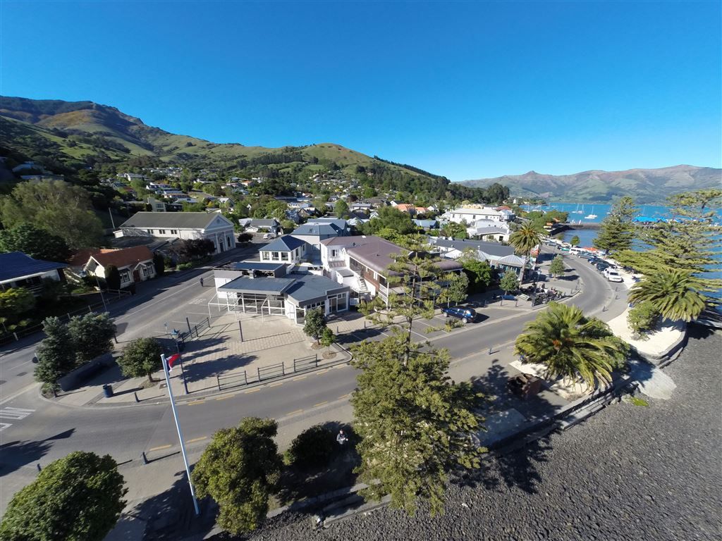 Commercial Banks Peninsula