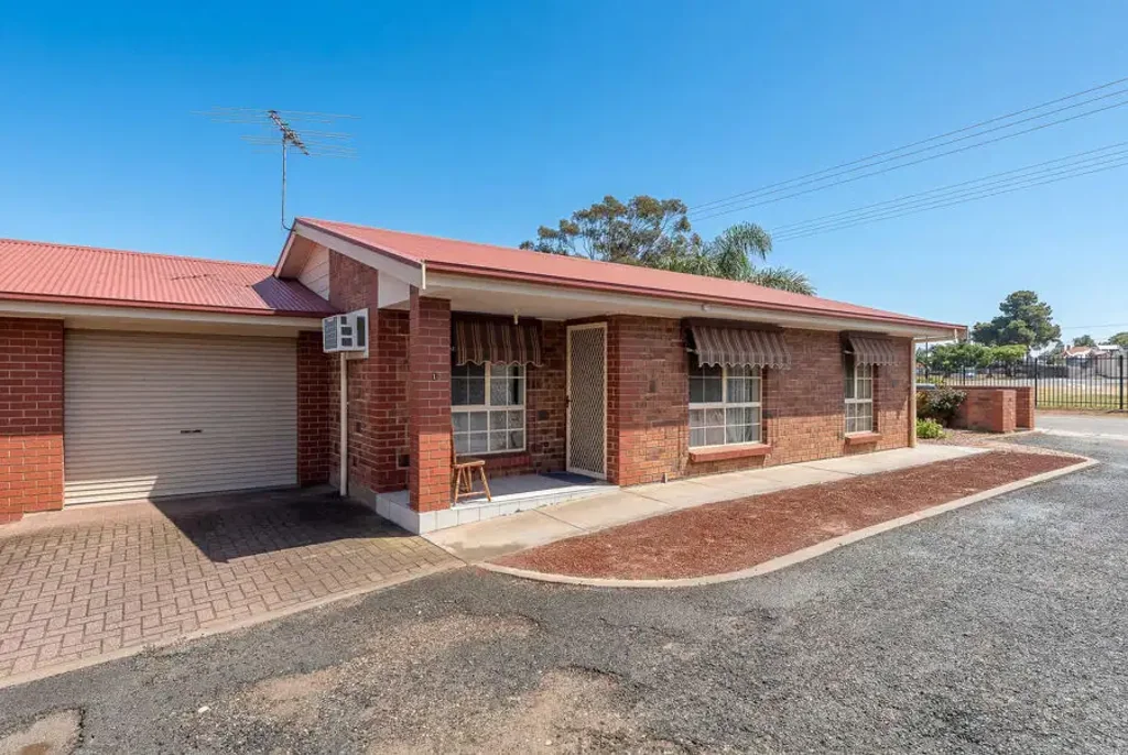 Murray Bridge 2chambre Tidy Unit in Central Locale