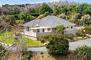 62A Farmpark Road, Glenbrook, Franklin District