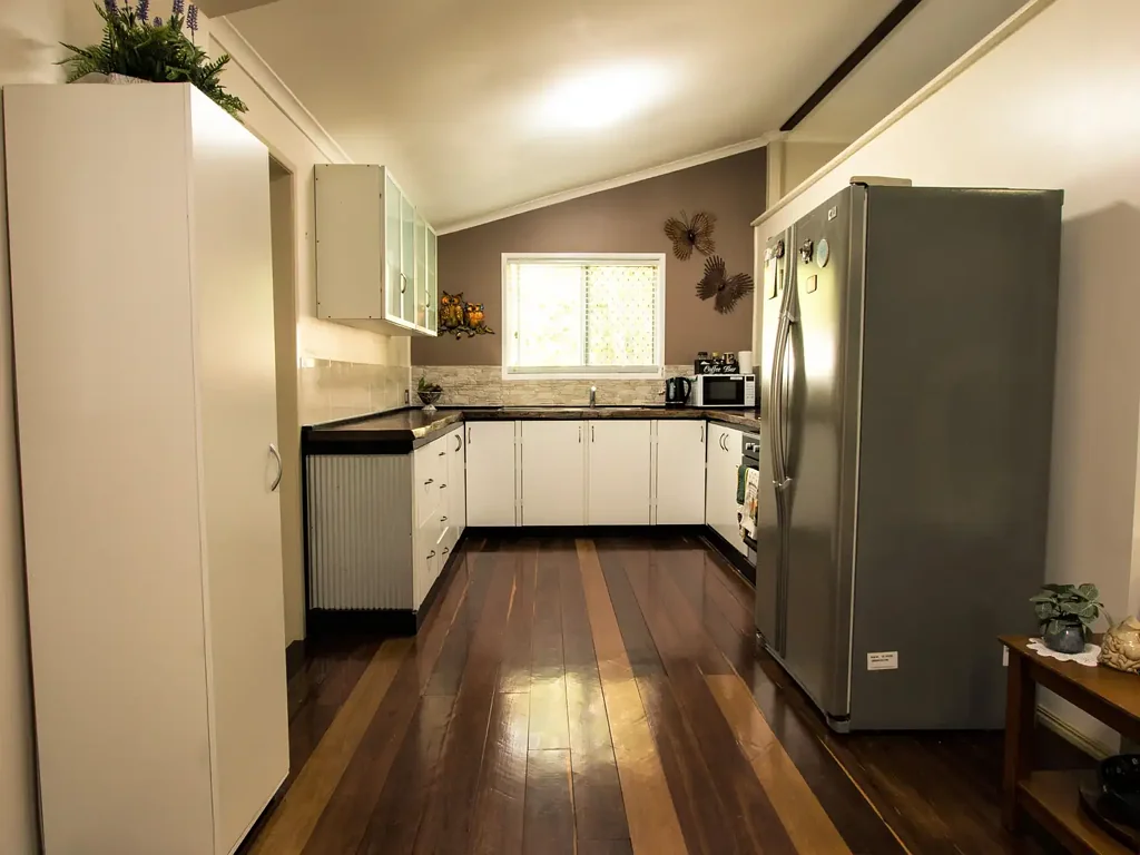 Tamaree 2બેડરૂમ Escape to Your Own Slice of Paradise - Close Enough for Coffee Runs !!!
Acreage and Dual Living with Privacy. Minutes from Gympie