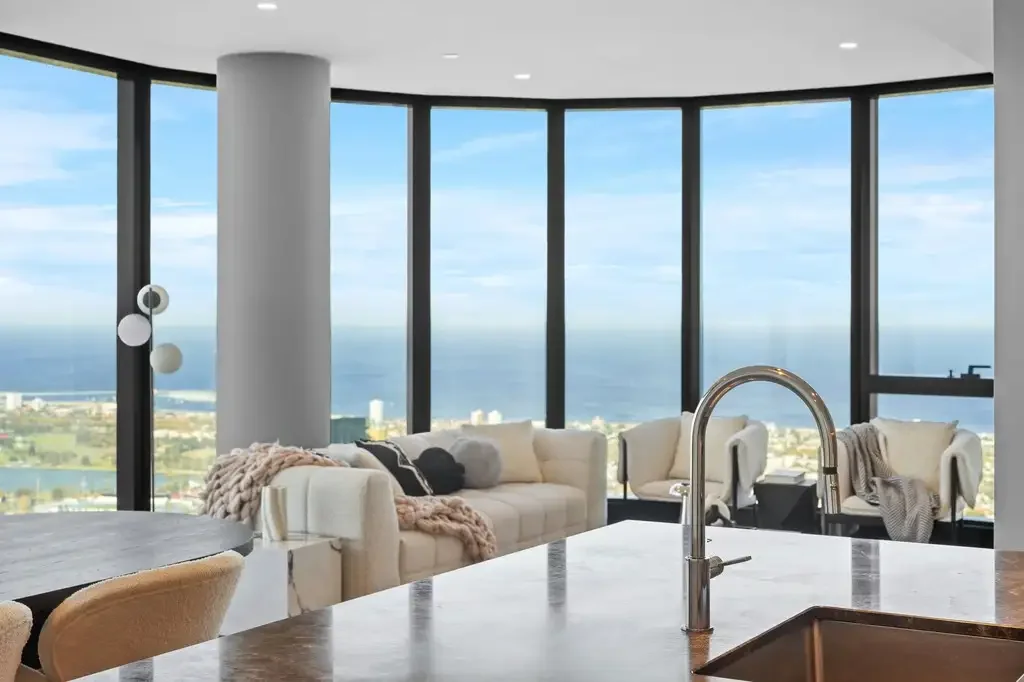 Southbank 3कमरा Where Premium Design Meets the Clouds: Your Level 82 Sanctuary at Australia 108
