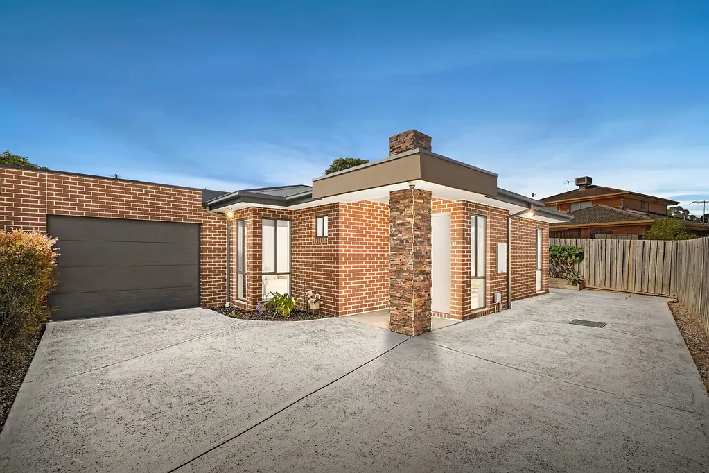 2/6 Tonelli Crescent, Mill Park, VIC 3082