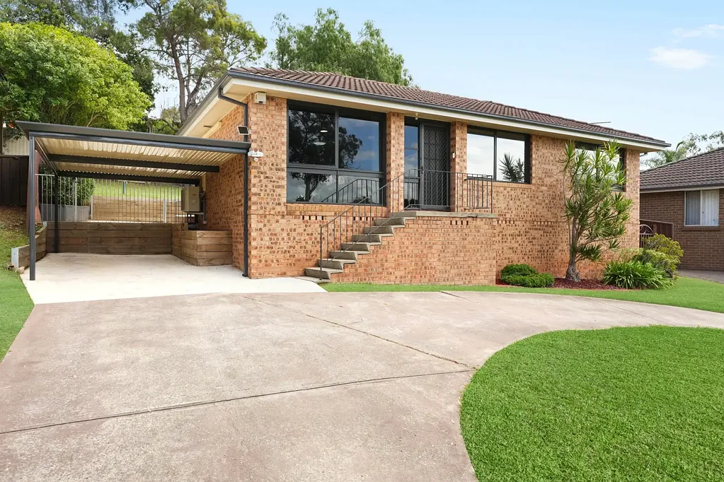 7 Crispsparkle Drive, Ambarvale, NSW 2560