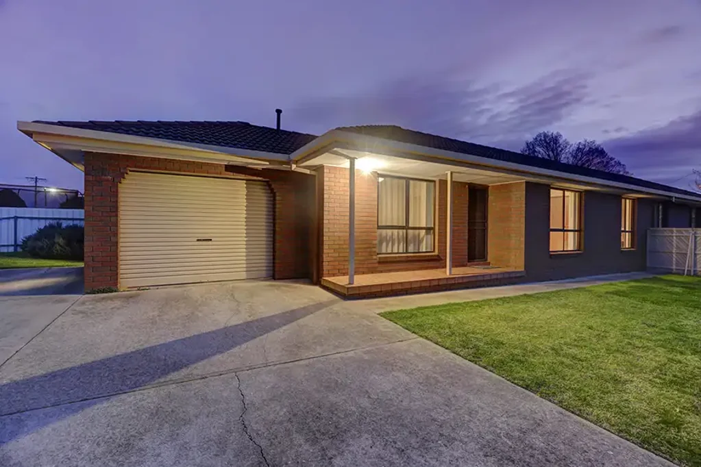 Lavington 4房  2 x 2 Bedroom Townhouses
