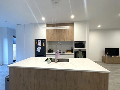 4 Bedrooms, 2.5 Bathrooms, Garage - Westgate