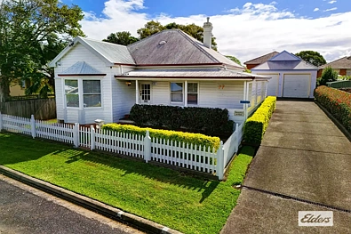 Taree 3房  COUNCIL APPROVED FOR PROFESSIONAL USE