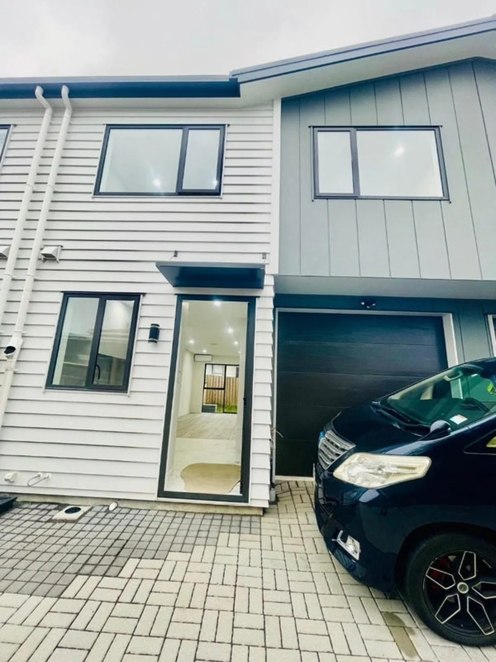 Manurewa 3Zimmer Modern 3-Bedroom Townhouse - Stylish, Spacious & Low Maintenance