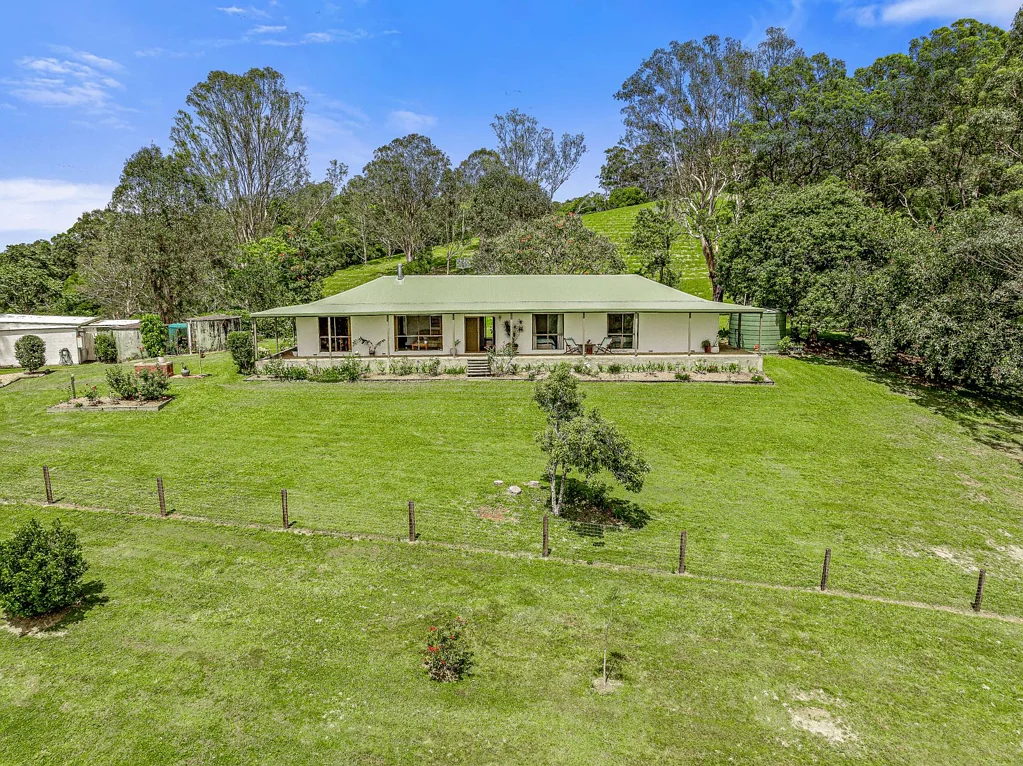 Black Mountain 4Kwarto Escape to Tranquil Living at 64 Lawnville Road, Black Mountain