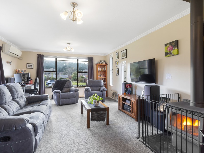 43 Skerries Street, Outram, Dunedin, 3 rūma, 1 rūma horoi