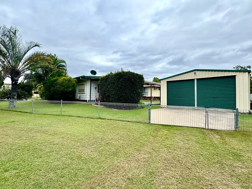 Moranbah 3 Bedroom LOVINGLY MAINTAINED FAMILY HOME ON A PRIME CORNER BLOCK WITH POWERED SHED