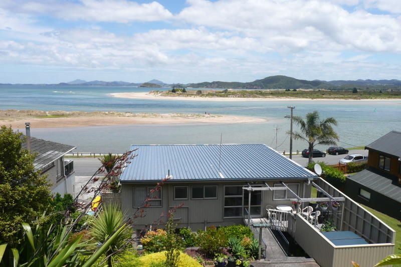 21 Te Maika Road, Ngunguru, Whangarei, 3 कमरे, 2 बाथरूम