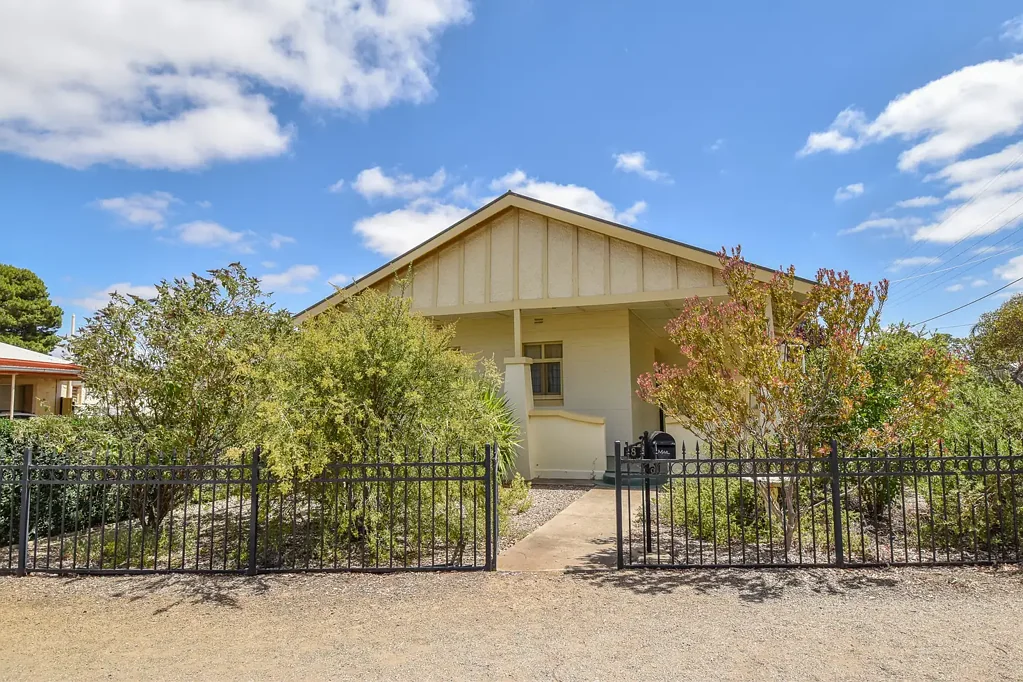 8 Vohr Street, Jamestown, SA 5491