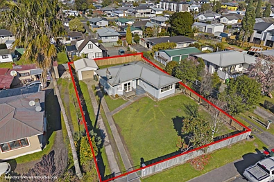 Manurewa 2 Bedroom Freehold living, room to grow