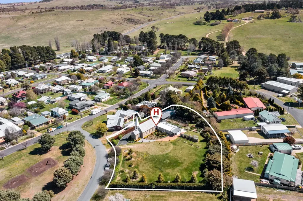 Adaminaby 2 Bedroom Historic Church in Adaminaby