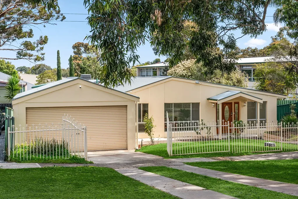 1 Gold Court, Modbury North, SA 5092