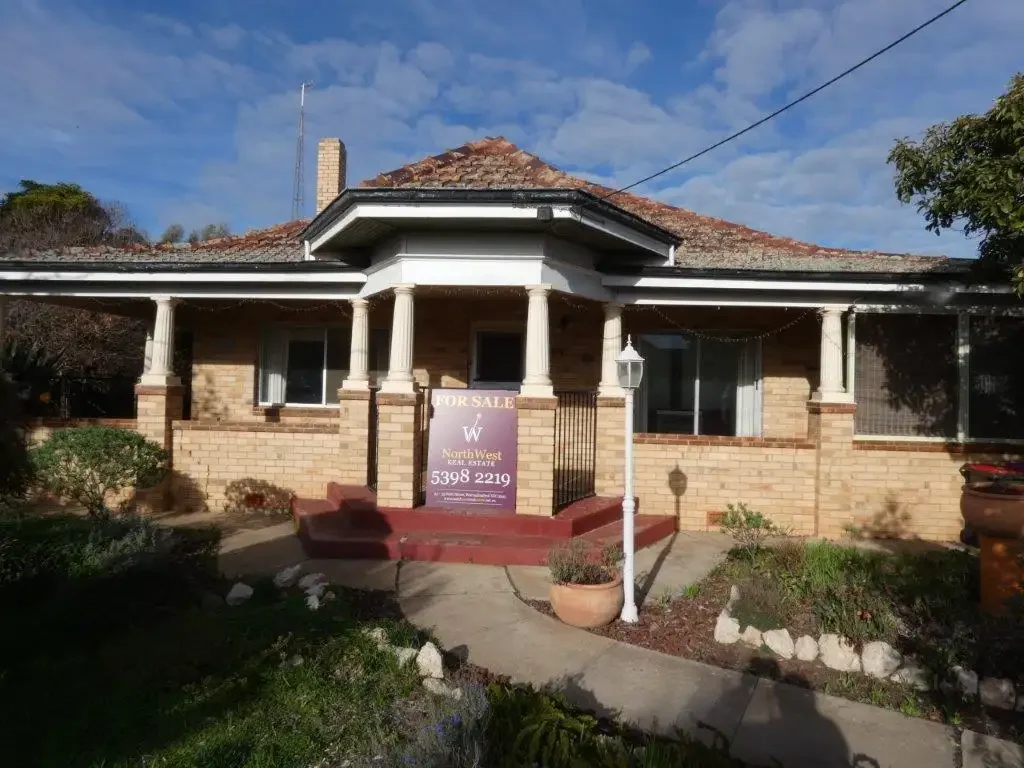 Jeparit 3 Bedroom BRICK VENEER HOME