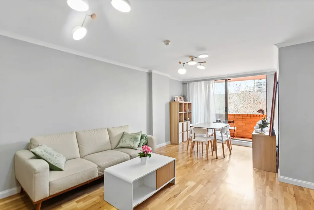 Potts Point 2બેડરૂમ Spacious Two-Bedroom Apartment with Large Secure Parking, Privacy and Leafy Outlooks