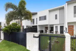 44 Parkway Terrace, Palmview