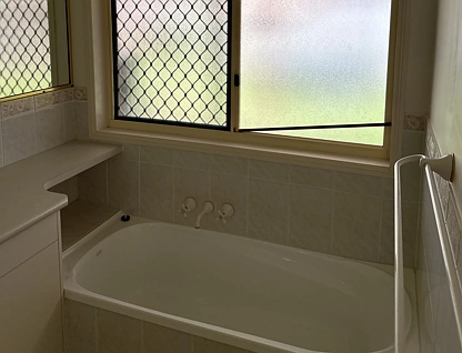 37 Cunnington Street, Bundaberg East, Wide Bay, 4 phòng ngủ, 2 phòng tắm, House