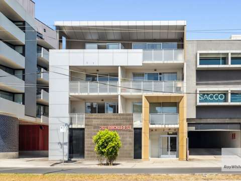 Essendon 2 Bedroom Boutique Living