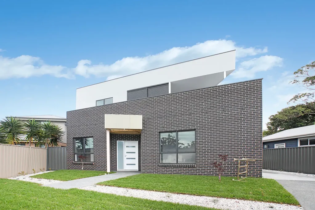 Modern Townhouse - 1/27 Wooroo Street