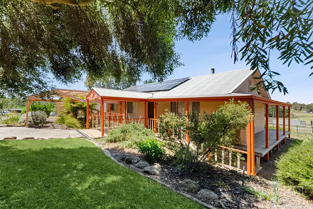 8 Alfred Street, Clunes, VIC 3370