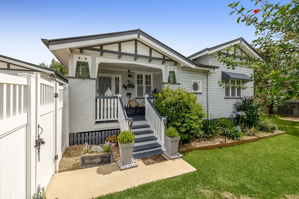 2A Victory Street, Newtown, QLD 4350