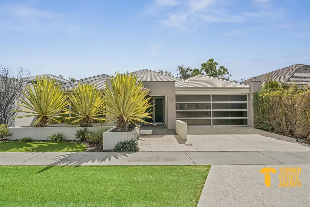 Aveley 4Moenga Designed for Family. Made for Living.