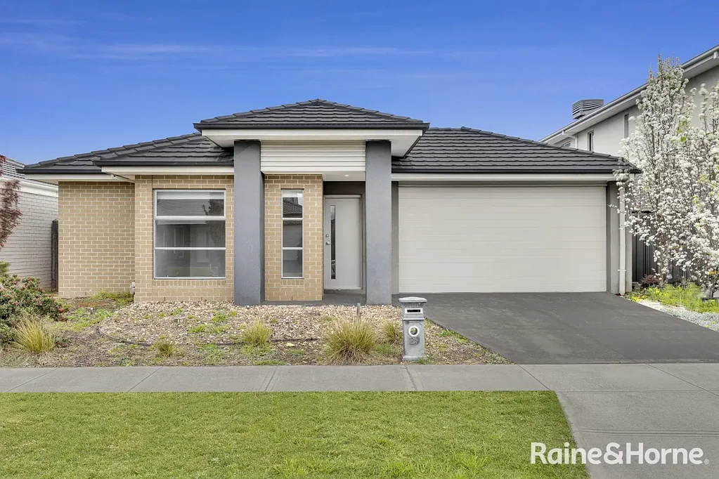 Point Cook 4房 The Address Estate 精心打造 四卧宽敞 现代厨房 开放空间 邻近商圈 学校 公交 舒适便捷 Modern Family Home in a Prime Point Cook Location